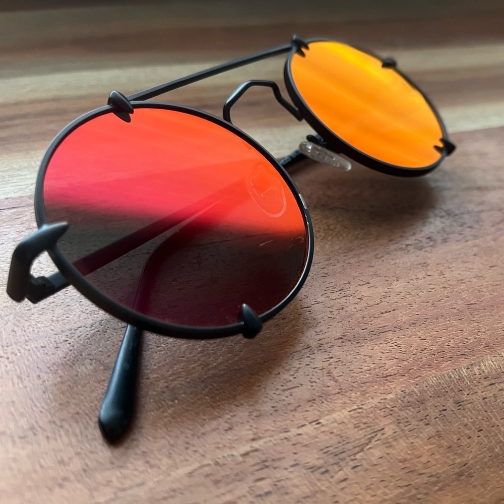 Bonnie & Clyde Pico | Pink Lens